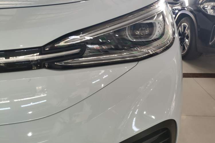 Used Volkswagen ID.4 X 2023 Pure Smart Edition
