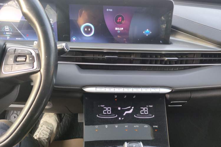 Used Chery Tiggo 8 PLUS 2021 290TGDI DCT Haoting Edition