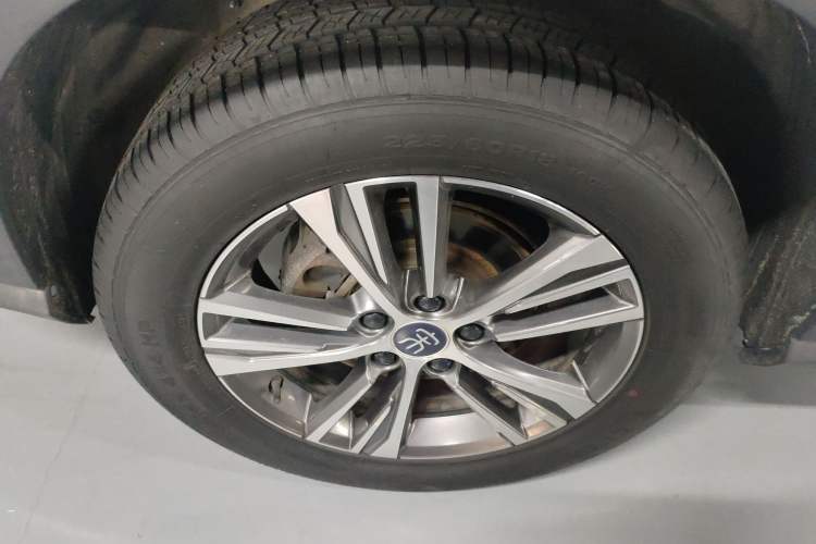 Used BYD Song Pro 2019 1.5T Automatic Elite Edition
