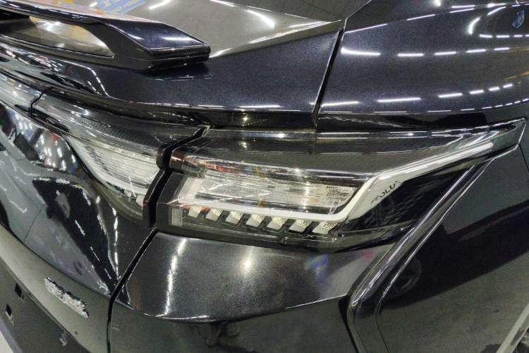 Used Dongfeng Aeolus Yixuan 2023 Mach Edition 1.5L Automatic Chasing Shadow Version