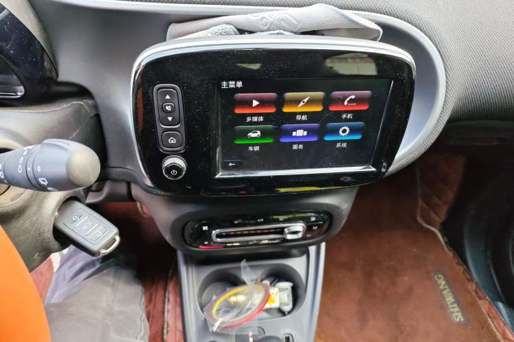 Used  forfour 2018 0.9T 66 kW Pioneer Edition
