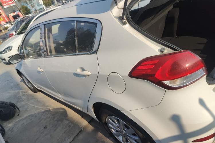 Used Kia K3S 2014 1.6L Automatic GL