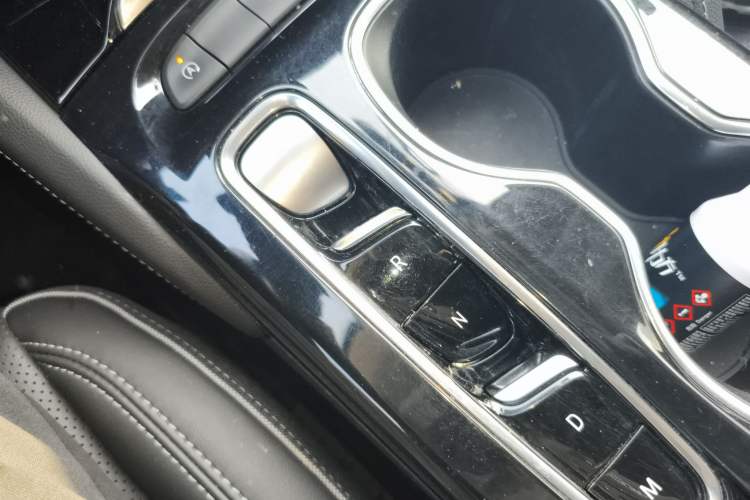 Used Buick Envision 2022 Encore Plus 652T Five-Seat Luxury Model