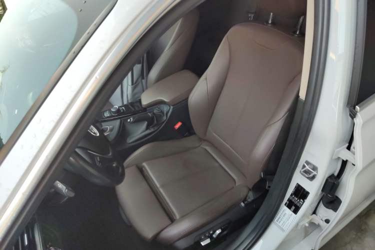 Used BMW 3 Series 2018 320Li Fashion Model
