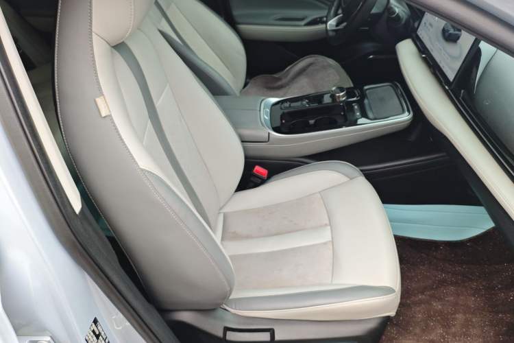 Used AION S Plus 2022 80 Tech Edition
