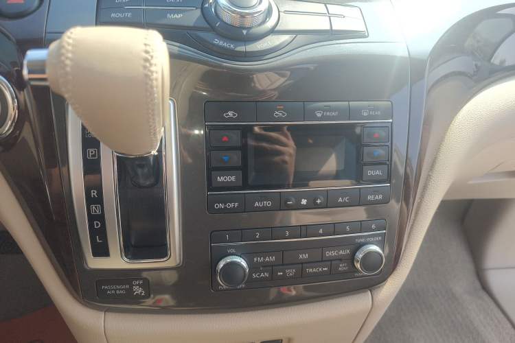 Used Nissan Quest 2013 3.5L SL
