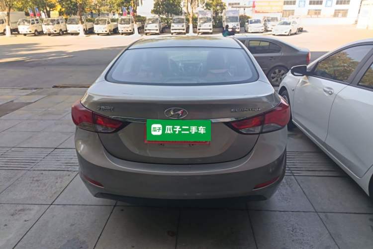 Used Hyundai Elantra 2016 1.6L Automatic Smart Version
