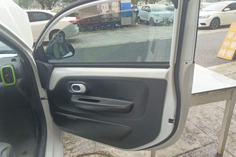 Used Roewe Clever 2021 302km All-Round Version
