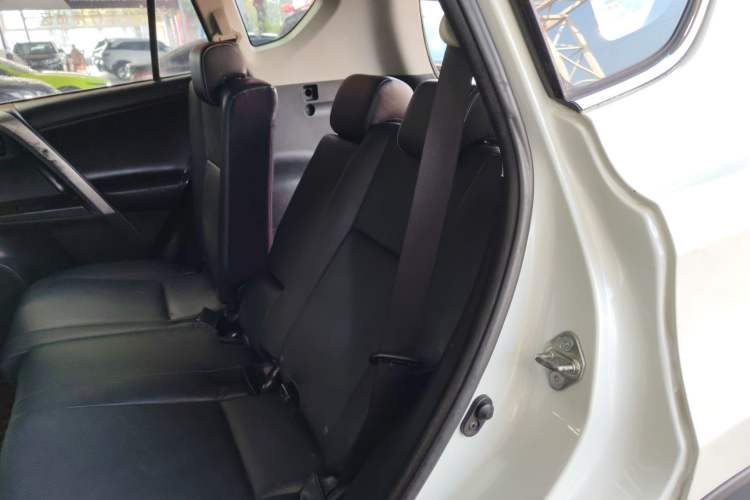 Used Toyota RAV4 2018 2.5L Automatic 4x4 Elite i Edition
