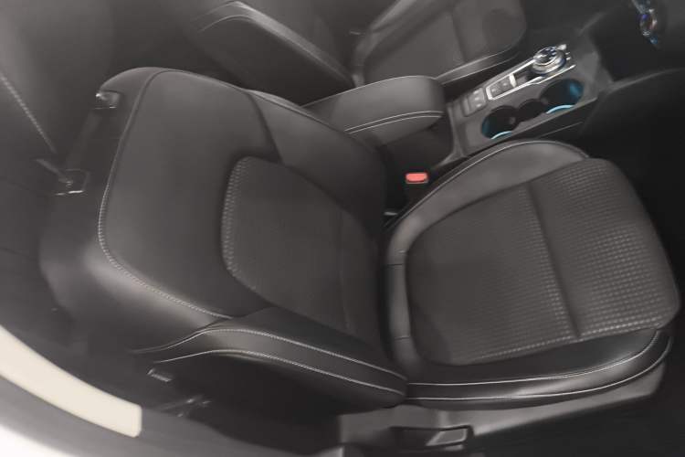 Used Ford Focus 2020 Hatchback EcoBoost 180 Automatic Trend Edition
