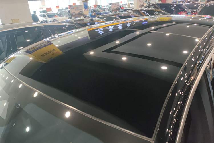 Used Li Auto L8 2023 Pro Model
