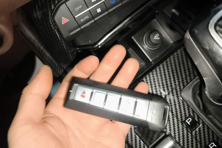 Used Wey VV5 2017 2.0T Flagship Edition
