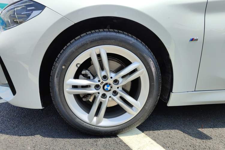 Used BMW 1 Series 2023 120i M Sport Night Edition
