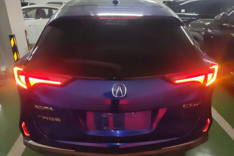 Used Acura CDX 2016 1.5T Two-Wheel Drive Deluxe Edition
