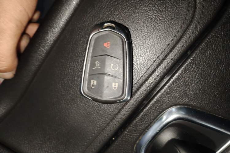 Used Cadillac XT5 2016 25T Luxury Model
