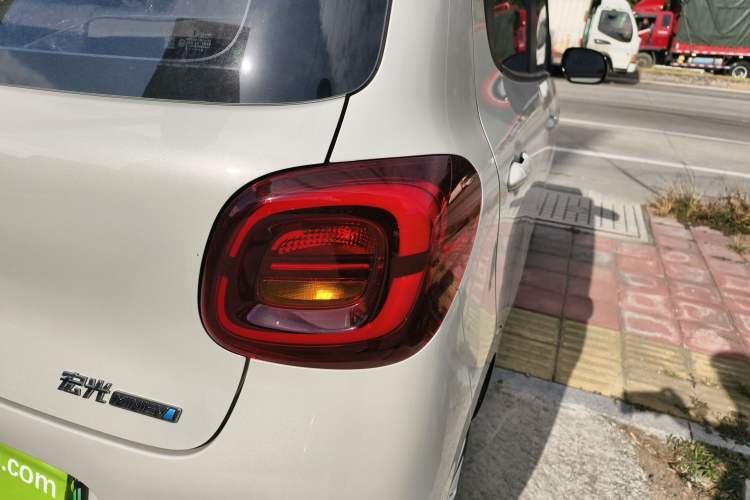 Used Wuling Hongguang MINIEV 2025 Four-Door Version Advanced Edition
