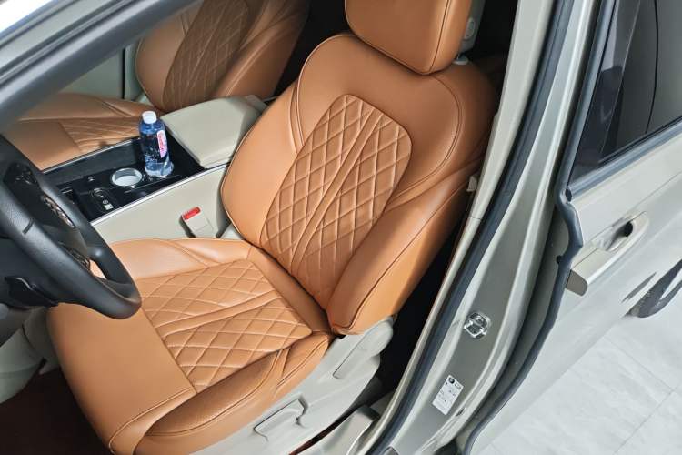 Used Buick GL8 2018 ES 28T Comfort Model China VI Standard
