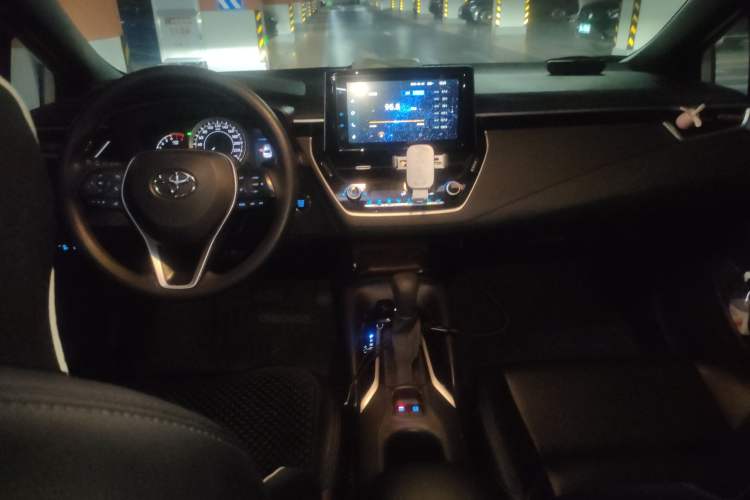 Used Toyota Levin 2021 185T CVT Luxury Edition
