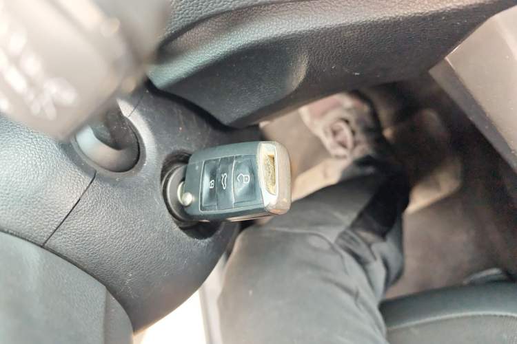 Used Volkswagen T-ROC 2021 280TSI DSG Two-Wheel Drive Elite Connect Edition