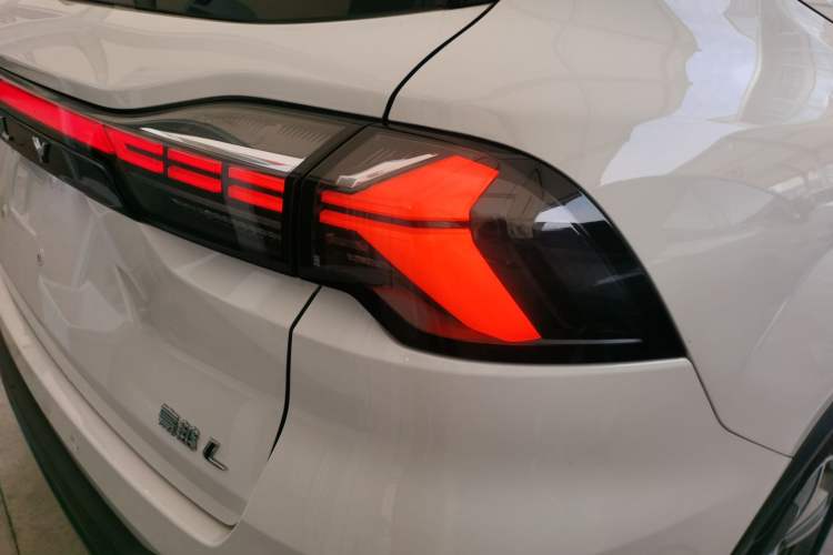 Used Geely Auto Haoyue L 2024 2.0T DCT Flagship Version
