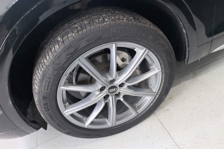 Used Audi Q5L 2022 Updated 45T Luxury Dynamic Version