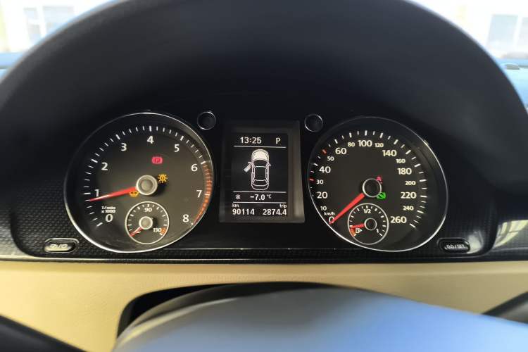 Used Volkswagen Magotan 2015 Facelift 1.8TSI Luxury Model