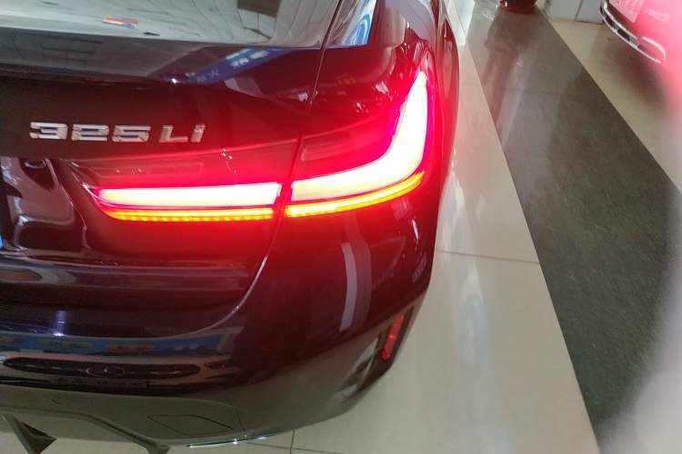 Used BMW 3 Series 2023 325Li M Sport Package
