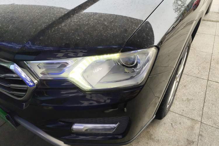 Used Haval H7 2016 Blue-Label H7 2.0T Automatic Luxury Model
