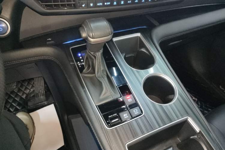 Used Toyota Sienna 2021 2.5L Hybrid Ultimate Edition
