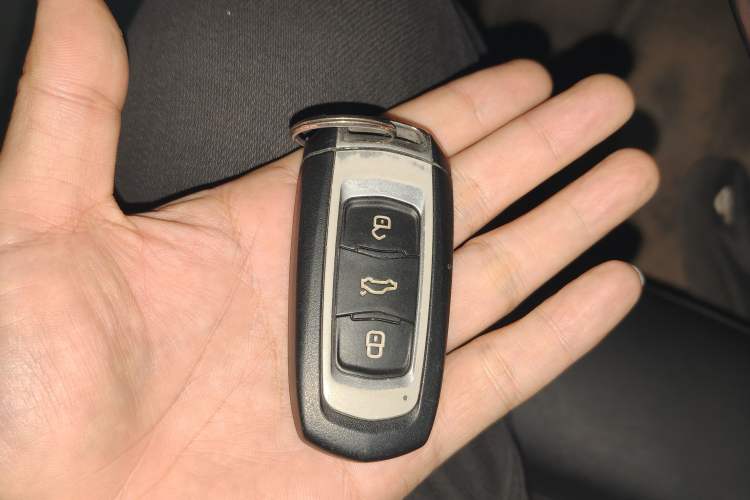 Used Geely Auto Emgrand GS 2016 Sport Edition 1.3T Manual LingShang Model