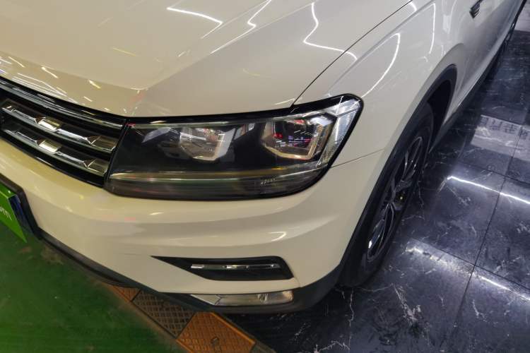 Used Volkswagen Tiguan L 2017 330TSI Automatic Two-Wheel Drive Comfort Edition
