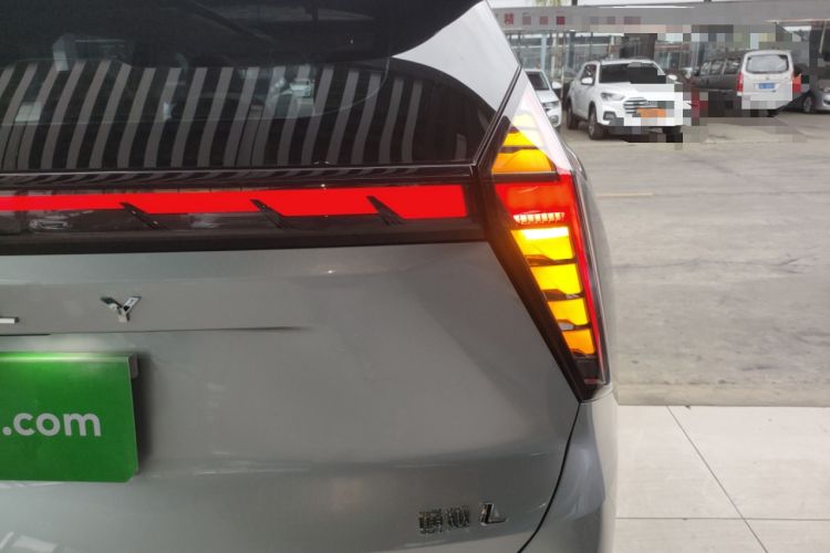 Used Geely Auto FX11 2023 1.5TD DCT Prestige Edition
