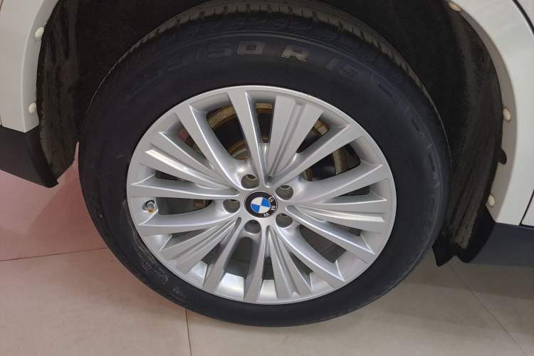 Used BMW X5 2017 xDrive28i
