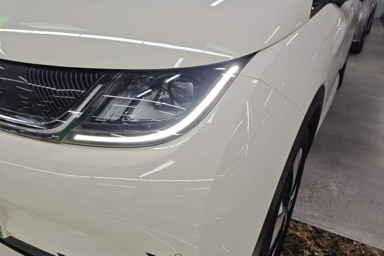 Used BYD Dolphin 2023 420 km Fashion Edition
