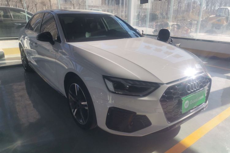 Used Audi A4L 2022 40 TFSI Luxury Dynamic Model
