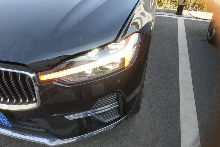 Used Volvo XC60 2025 B5 Four-Wheel Drive Smart & Advanced Luxury Edition
