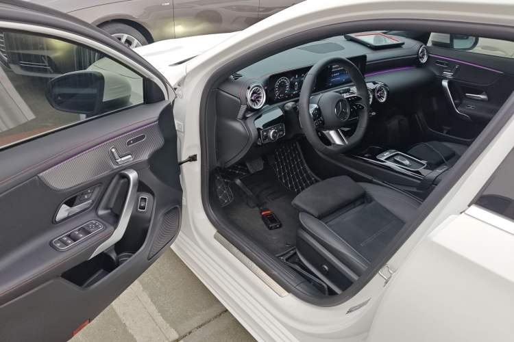 Used Mercedes-Benz A-Class 2024 Updated A 200 L Fashion Version
