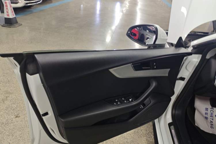 Used Audi A5 2017 Coupe 40 TFSI Fashion Model