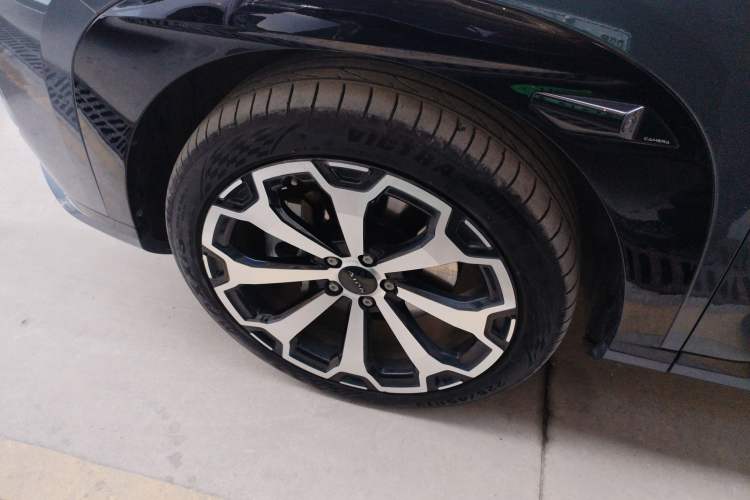 Used AION V 2024 Aion Tyrannosaurus 650 LiDAR Edition
