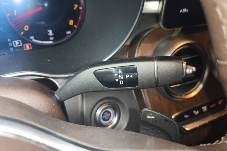 Used Mercedes-Benz GLC 2021 GLC 300 L 4MATIC Dynamic Model