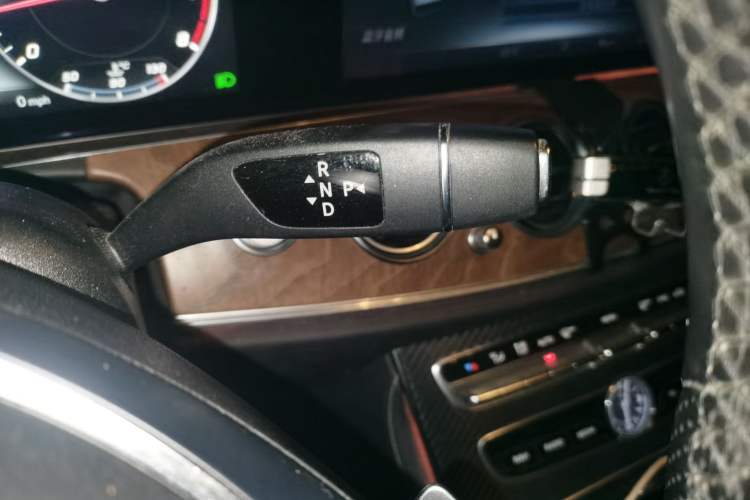 Used Mercedes-Benz E-Class 2016 E 300 L Stylish Model
