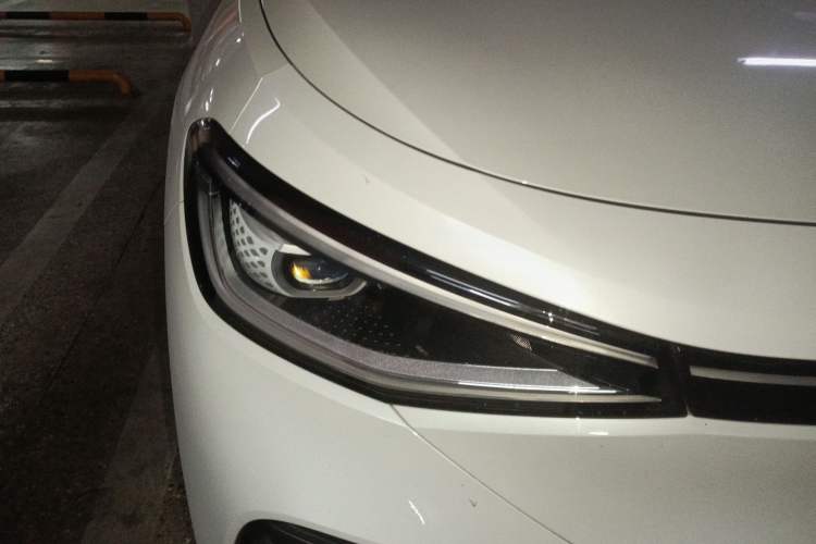 Used Volkswagen ID.4 CROZZ 2022 Long-Range Lite PRO Edition
