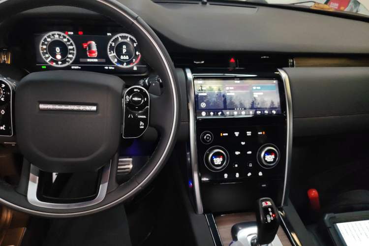 Used Land Rover Discovery Sport 2021 249 PS R-Dynamic SE Performance Tech Edition 5 Seats
