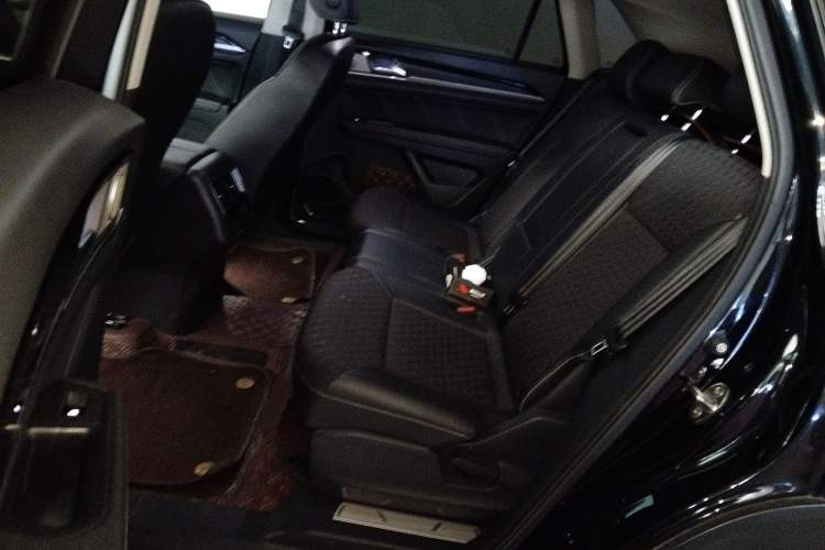 Used Volkswagen Teramont X 2020 330TSI Two-Wheel-Drive Luxury Edition
