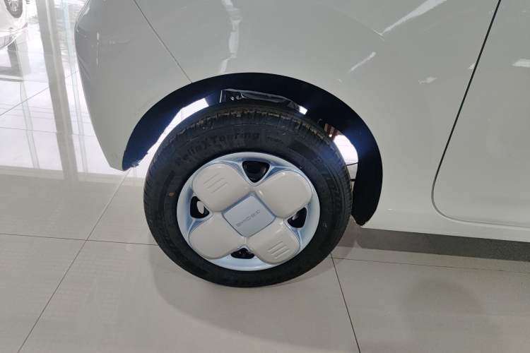 Used Geely Galaxy Panda 2024 Panda Mini 200km Endurance Bear
