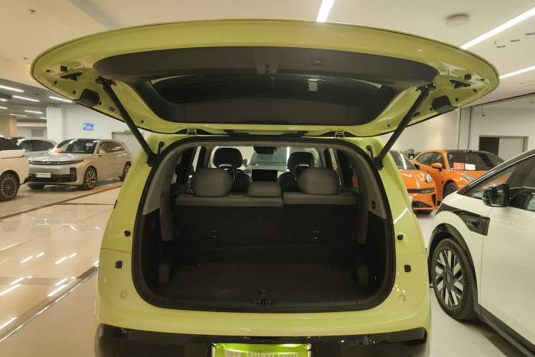 Used Zeekr MIX 2025 Long-Range Intelligent Driving Edition
