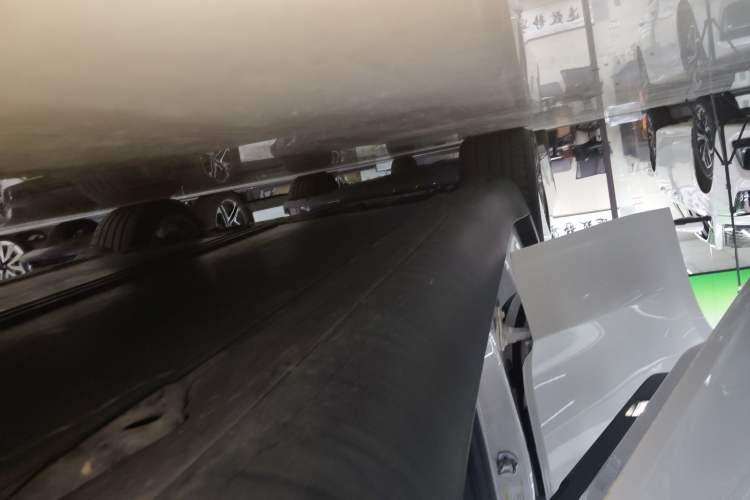 Used Tesla Model Y 2022 Long-Range All-Wheel-Drive Version