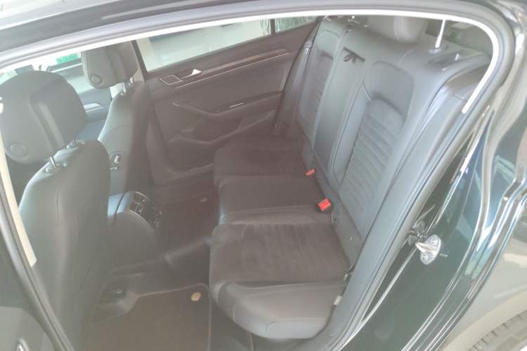 Used Volkswagen Magotan 2018 330TSI DSG Luxury Model