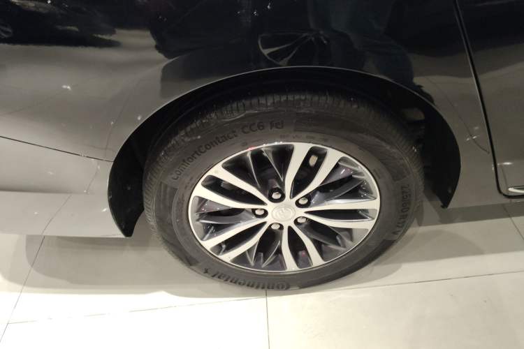 Used Buick GL8 2023 ES Lu Zun Comfort Model
