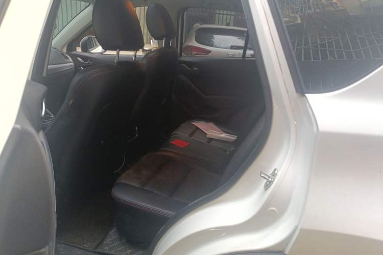 Used Mazda CX-5 2015 2.0L Automatic Two-Wheel Drive Urban Version
